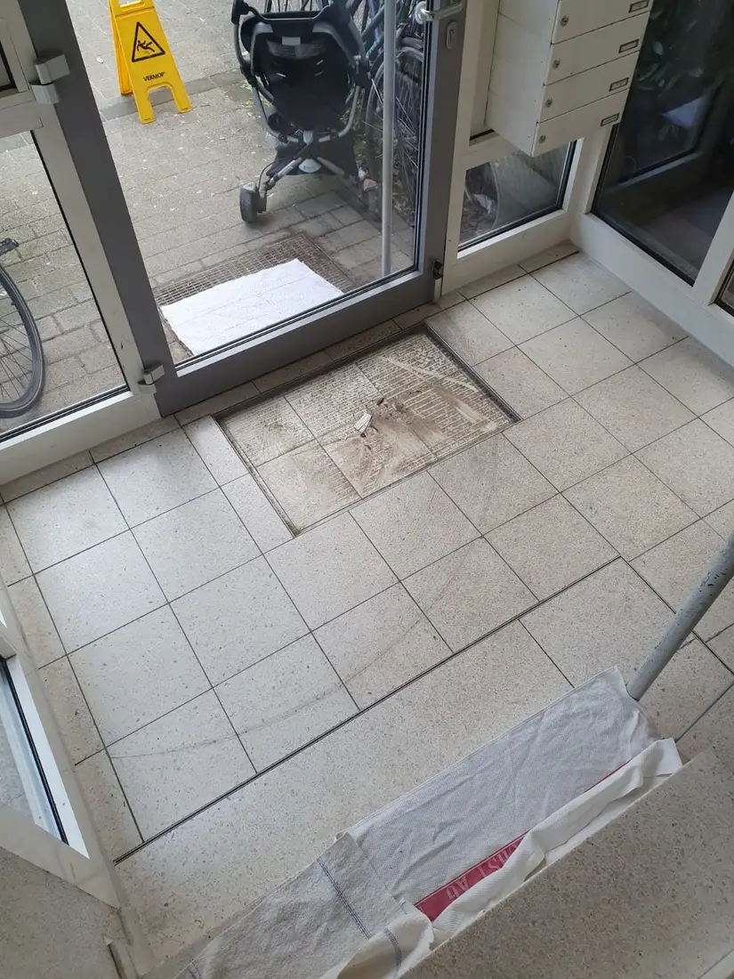 Eingangsbereich vorher